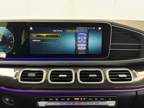 Used 2022 Mercedes-Benz GLS 450 4MATIC image 23