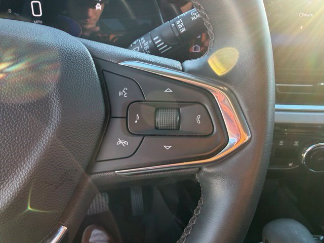 Used 2024 Chevrolet Trax LT w/ LT Convenience Package FWD image 15