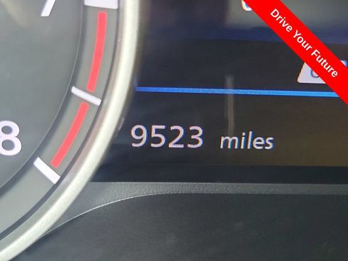 Used 2025 Nissan Sentra SV w/ All-Weather Package FWD image 7