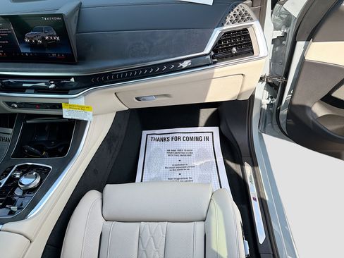 New 2026 BMW X5 xDrive50e w/ Executive Package AWD/4WD image 17