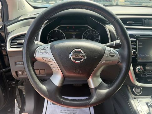 Used 2018 Nissan Murano SL w/ Midnight Edition Package FWD image 19