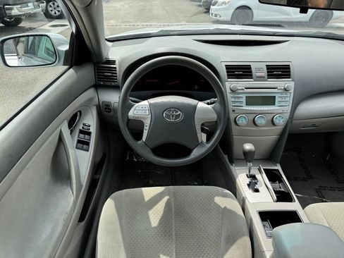 Used 2008 Toyota Camry LE FWD image 10
