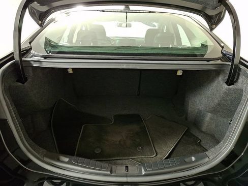 Used 2018 Ford Fusion SE w/ Fusion SE Technology Package FWD image 30