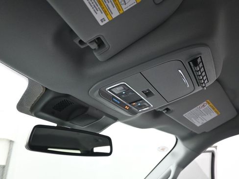 New 2026 Ford F250 Lariat w/ Chrome Package image 25