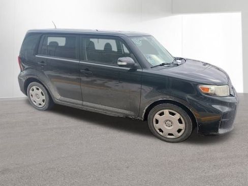 Used 2012 Scion xB image 9