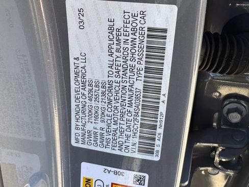 Certified 2025 Honda Accord Touring image 30