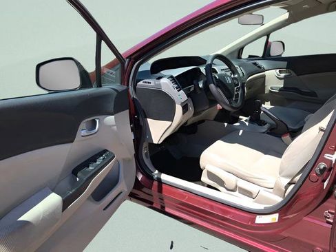 Used 2012 Honda Civic LX image 9