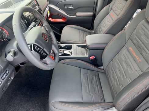 New 2025 Nissan Frontier PRO-4X w/ Pro Convenience Package image 23