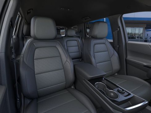 New 2026 Chevrolet Equinox LT w/ Convenience Package II image 40