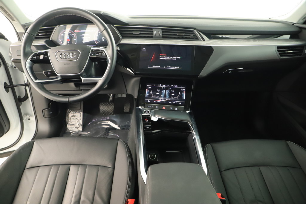 Certified 2024 Audi Q8 e-tron Premium AWD/4WD image 18
