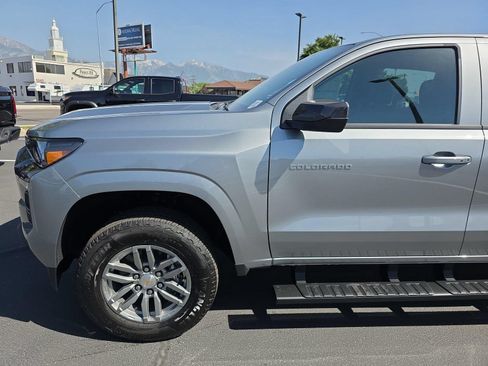 New 2026 Chevrolet Colorado LT w/ Advanced Trailering Package AWD/4WD image 17