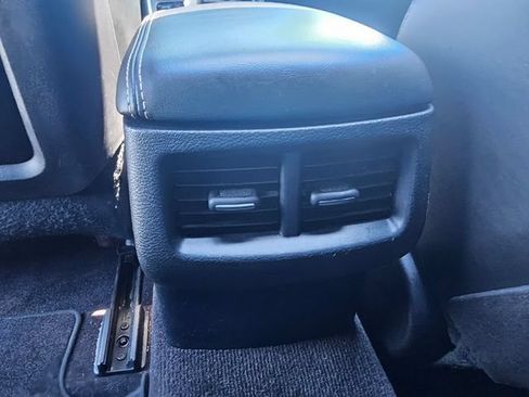 Used 2016 Dodge Challenger R/T Scat Pack RWD image 19