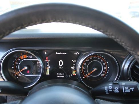 Used 2022 Jeep Wrangler Unlimited Sport AWD/4WD image 19