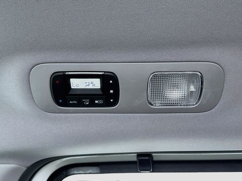 Used 2019 Honda Odyssey Elite image 18