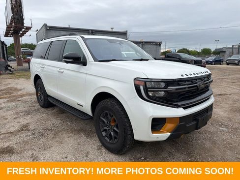 Used 2025 Ford Expedition Tremor AWD/4WD image 1