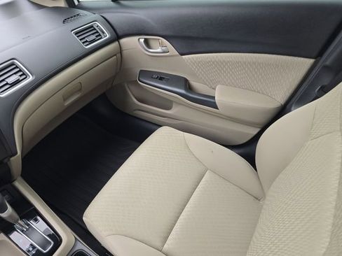 Used 2015 Honda Civic SE image 17