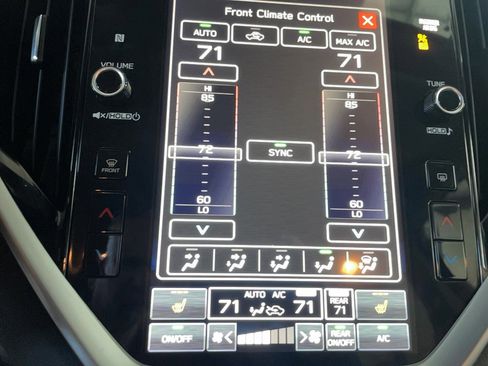 Used 2023 Subaru Ascent Premium w/ Convenience Package image 10