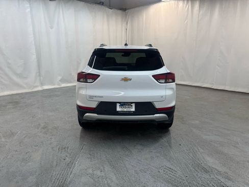 Certified 2025 Chevrolet TrailBlazer LT w/ Convenience Package image 4