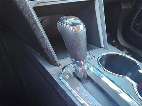 Used 2017 GMC Terrain SLE image 13