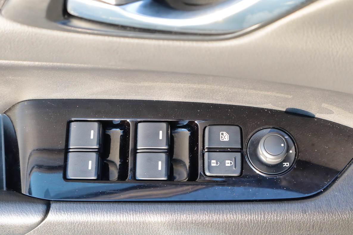 Used 2025 MAZDA CX-5 AWD 2.5 S w/ Select Package image 14