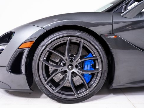 Used 2022 McLaren 720S Performance image 15