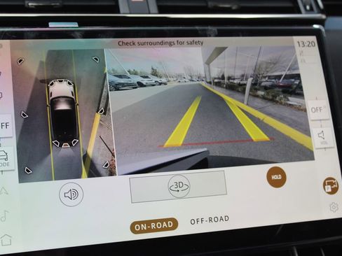 New 2026 Land Rover Range Rover Velar Dynamic SE image 18