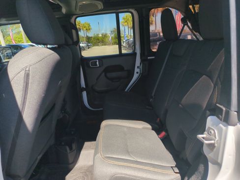 Certified 2024 Jeep Wrangler Sport S image 15