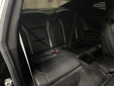 Used 2019 Chevrolet Camaro SS RWD image 21