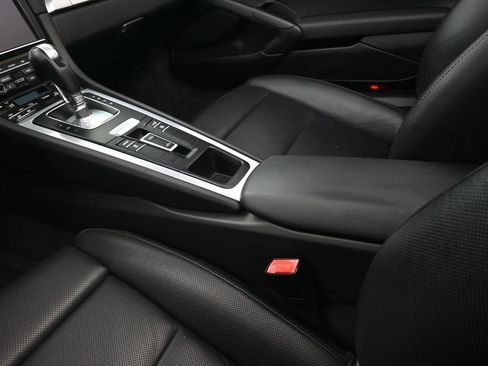 Used 2016 Porsche Boxster RWD image 17