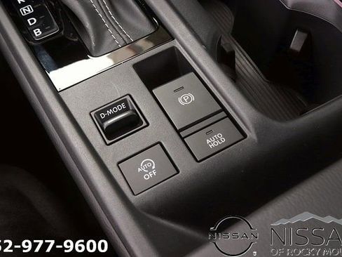 New 2026 Nissan Sentra SV w/ SV Convenience Package FWD image 18