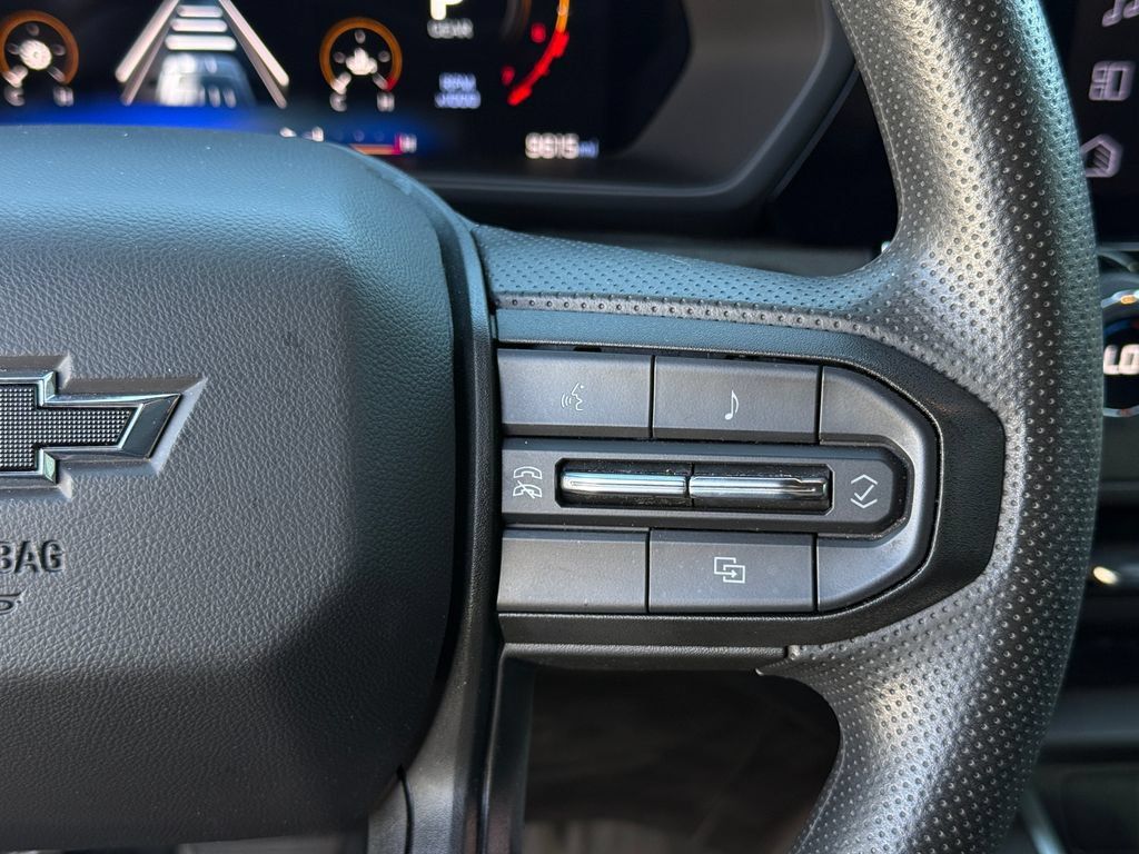 Used 2025 Chevrolet Colorado Trail Boss AWD/4WD image 9