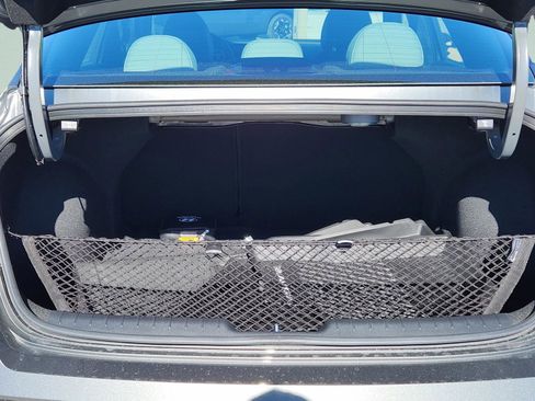 New 2026 Hyundai Elantra Limited image 8