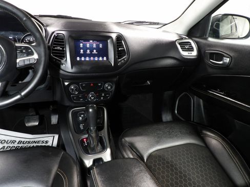 Used 2021 Jeep Compass Latitude AWD/4WD image 12