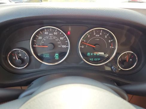 Used 2016 Jeep Wrangler Unlimited Sahara w/ Max Tow Package image 26