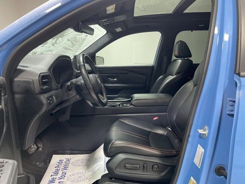 Used 2023 Honda Pilot TrailSport image 21