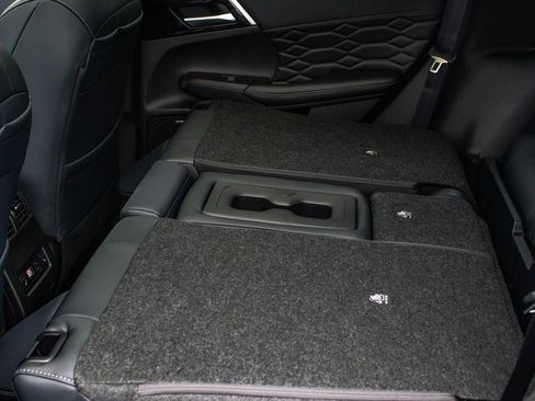 New 2026 Mitsubishi Outlander SEL image 37