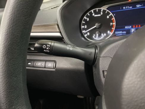 Used 2023 Nissan Altima 2.5 SV image 24