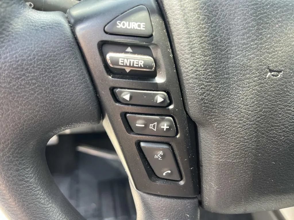 Used 2024 Nissan Frontier SV w/ Technology Package RWD image 29