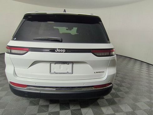 New 2025 Jeep Grand Cherokee Laredo w/ MOPAR Finishing Package image 5