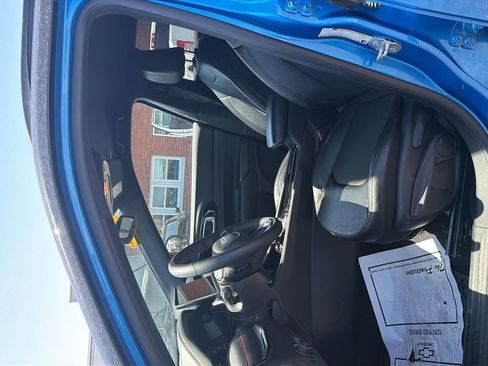 Used 2025 Jeep Compass Trailhawk AWD/4WD image 11