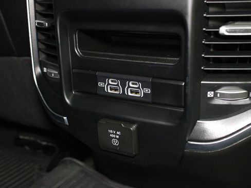 Used 2023 RAM 2500 Laramie w/ Safety Group AWD/4WD image 20