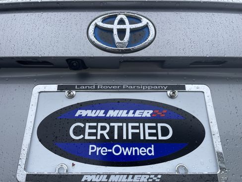 Used 2019 Toyota RAV4 Limited image 40