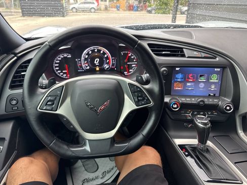 Used 2017 Chevrolet Corvette Stingray Coupe w/ 1LT RWD image 26