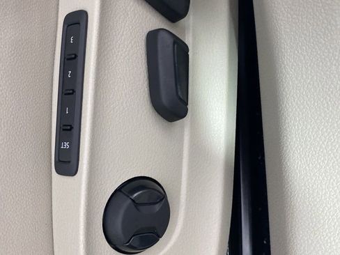 Used 2020 Volkswagen Passat 2.0T SEL image 23