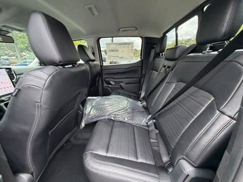 New 2025 Ford Ranger Lariat w/ FX4 Off-Road Package image 16