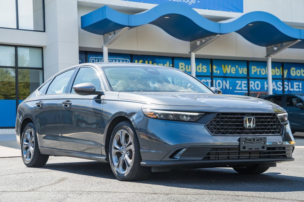 Used 2023 Honda Accord EX image 1