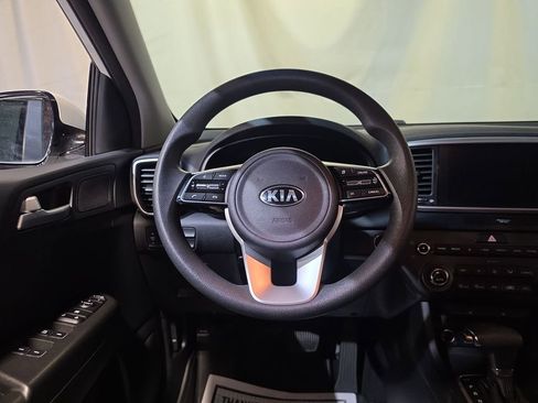 Used 2022 Kia Sportage LX w/ LX AWD Value Edition Package image 11