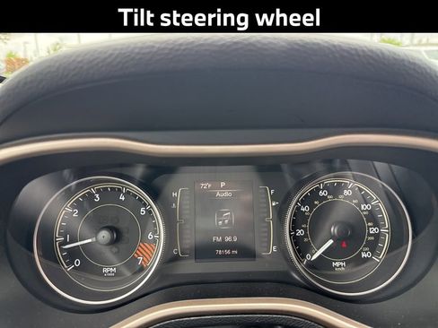 Used 2014 Jeep Cherokee Sport AWD/4WD image 13