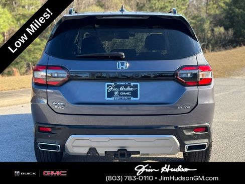 Used 2024 Honda Pilot Elite image 13