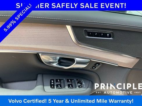 Certified 2023 Volvo XC90 T8 Ultimate w/ Protection Package Premier AWD/4WD image 15